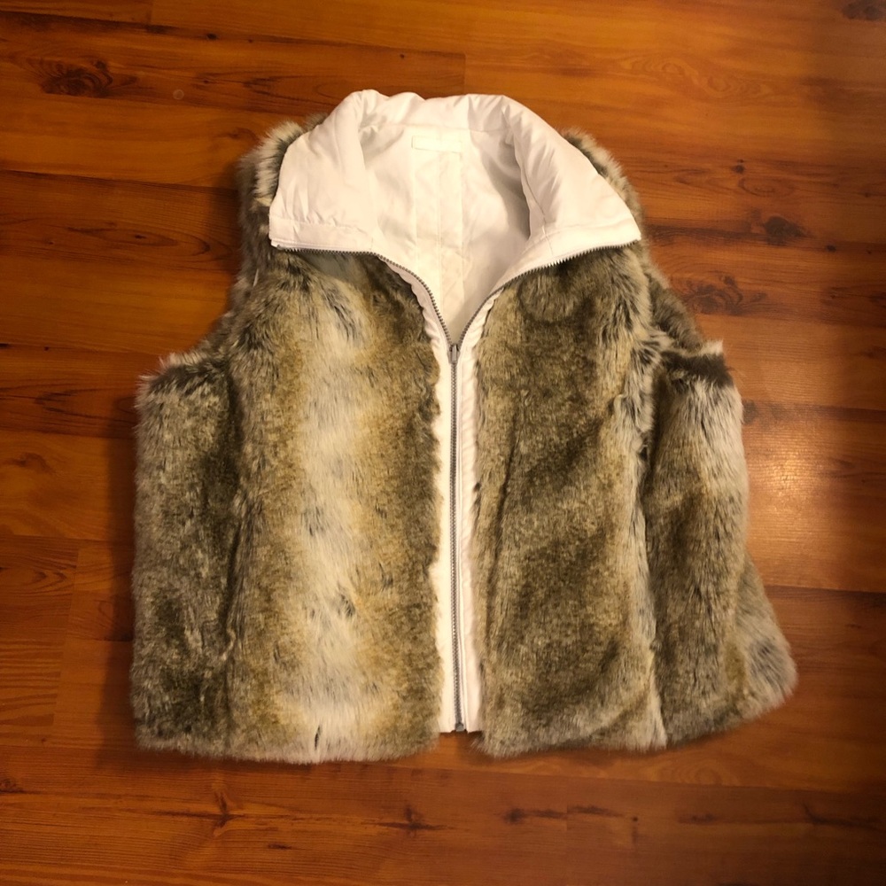 Reversible Vest - image 8